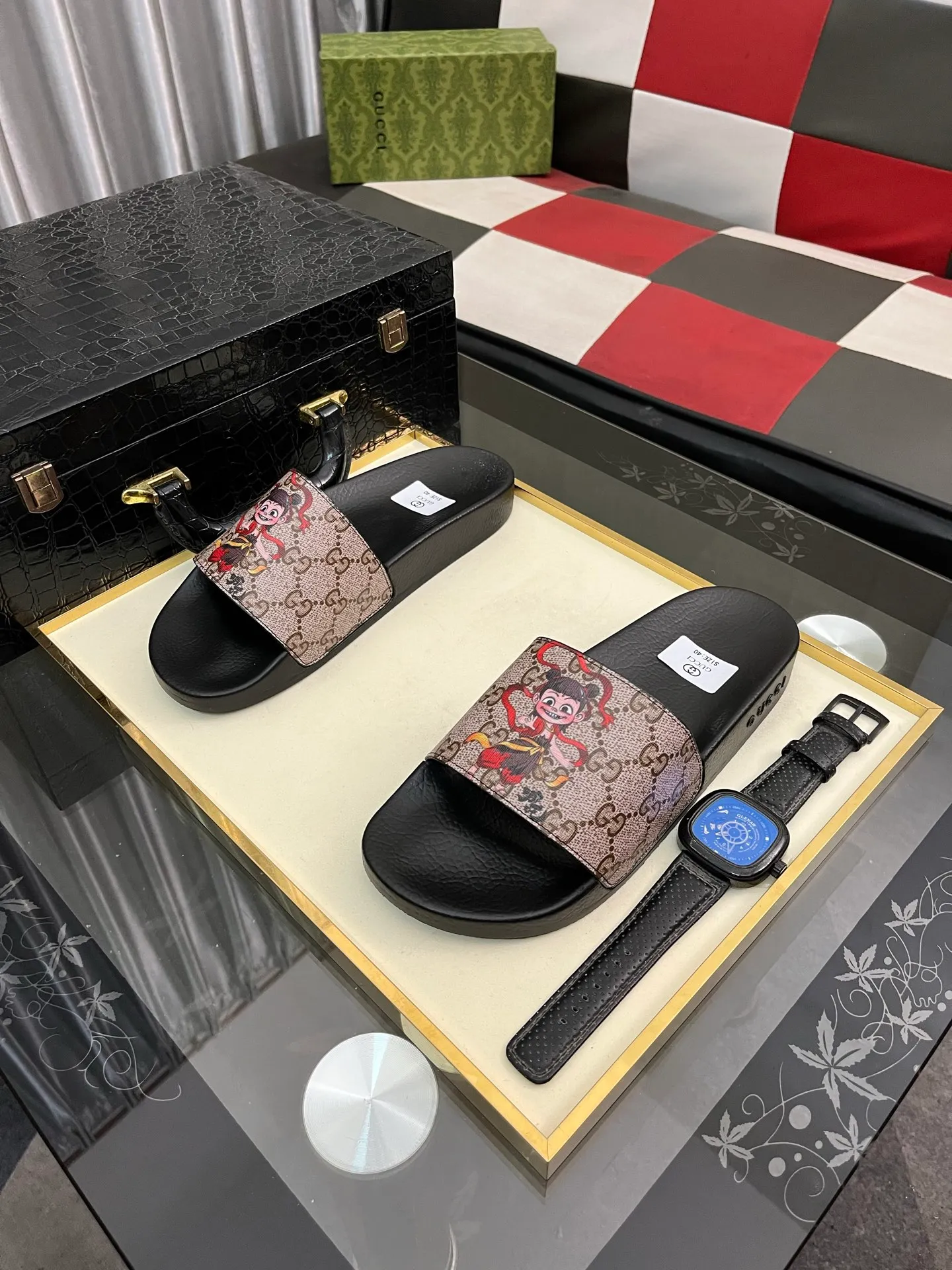 Men's Men's Shoes💰220⌚️⌚️ＧＵＣＣＩ.Gucci.Official website 1:1 popular slippers on sale! Original original material 🩴 SIZE: 38-46 (45.46 non-refundable)
